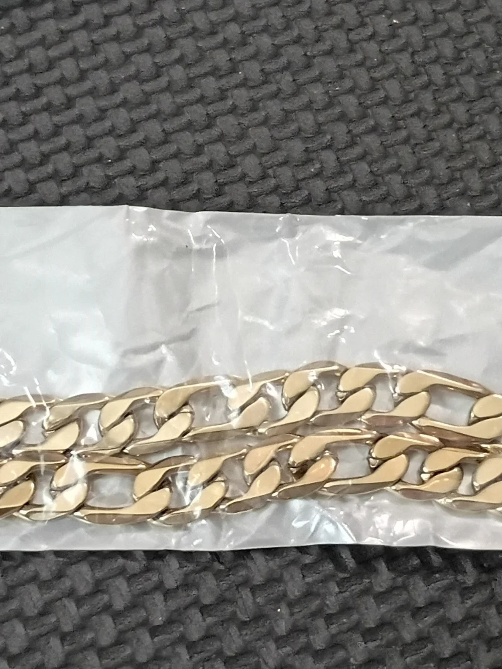 Men's Gold Cuban Link Chain Necklace - Sleek Everyday Style